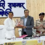 गढ़वाल में विकास की रफ्तार तेज करने में जुटे अनिल बलूनी, अधिकारियों को दी गुणवत्ता की नसीहत
