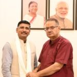 सैनिक कल्याण मंत्री गणेश जोशी से भेंट में कर्नल कृष्ण कांत बाजपेयी ने सैनिक कल्याण योजनाओं की सराहना की