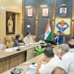 ओवरलोडिंग, ड्रंक एंड ड्राइव और अनफिट वाहनों पर जीरो टॉलरेंस, डीएम डॉ. आशीष चौहान सख्त
