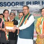 कैबिनेट मंत्री गणेश जोशी ने मेजर ध्यानचंद को नमन कर खिलाड़ियों का किया उत्साहवर्धन