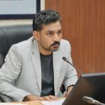 जिलाधिकारी डॉ. आशीष चौहान ने सिंगल यूज प्लास्टिक के दुष्प्रभावों के प्रति आमजन को जागरूक करने पर दिया जोर